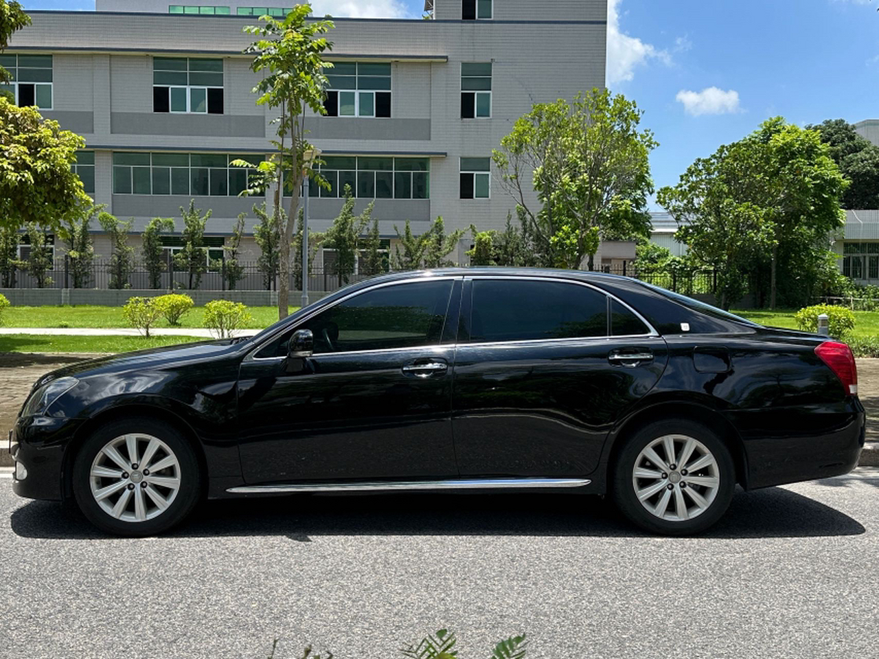 Crown 2011 2.5L Royal Special photo 4