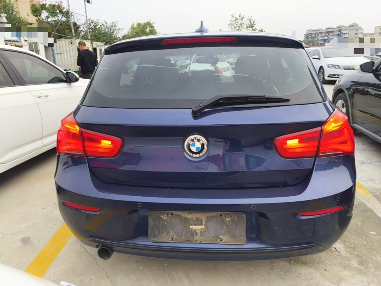 1 Series Imported 2018 118i Sport Design Package photo 3