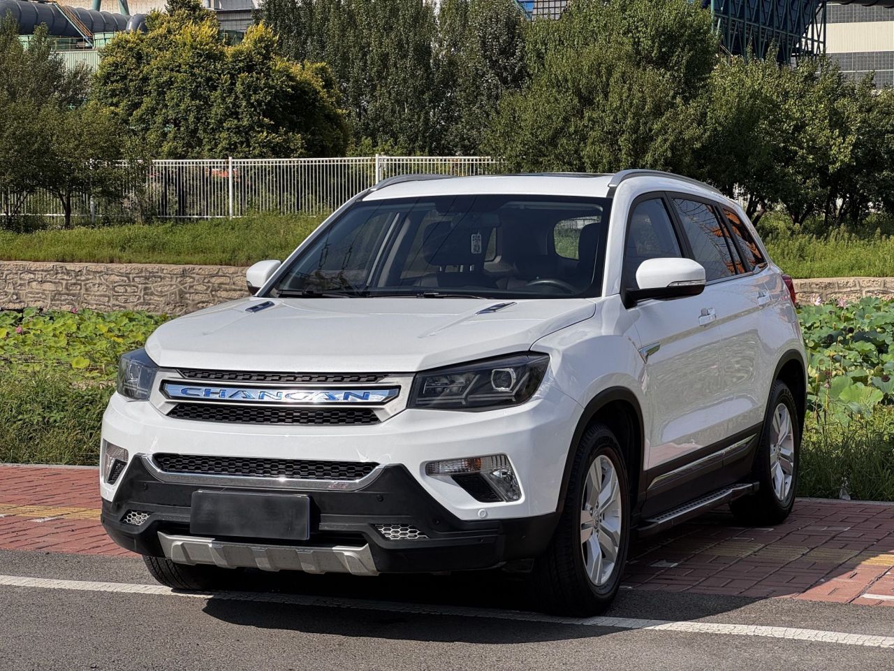 CS75 2016 1.8T AT Elite China V photo 3