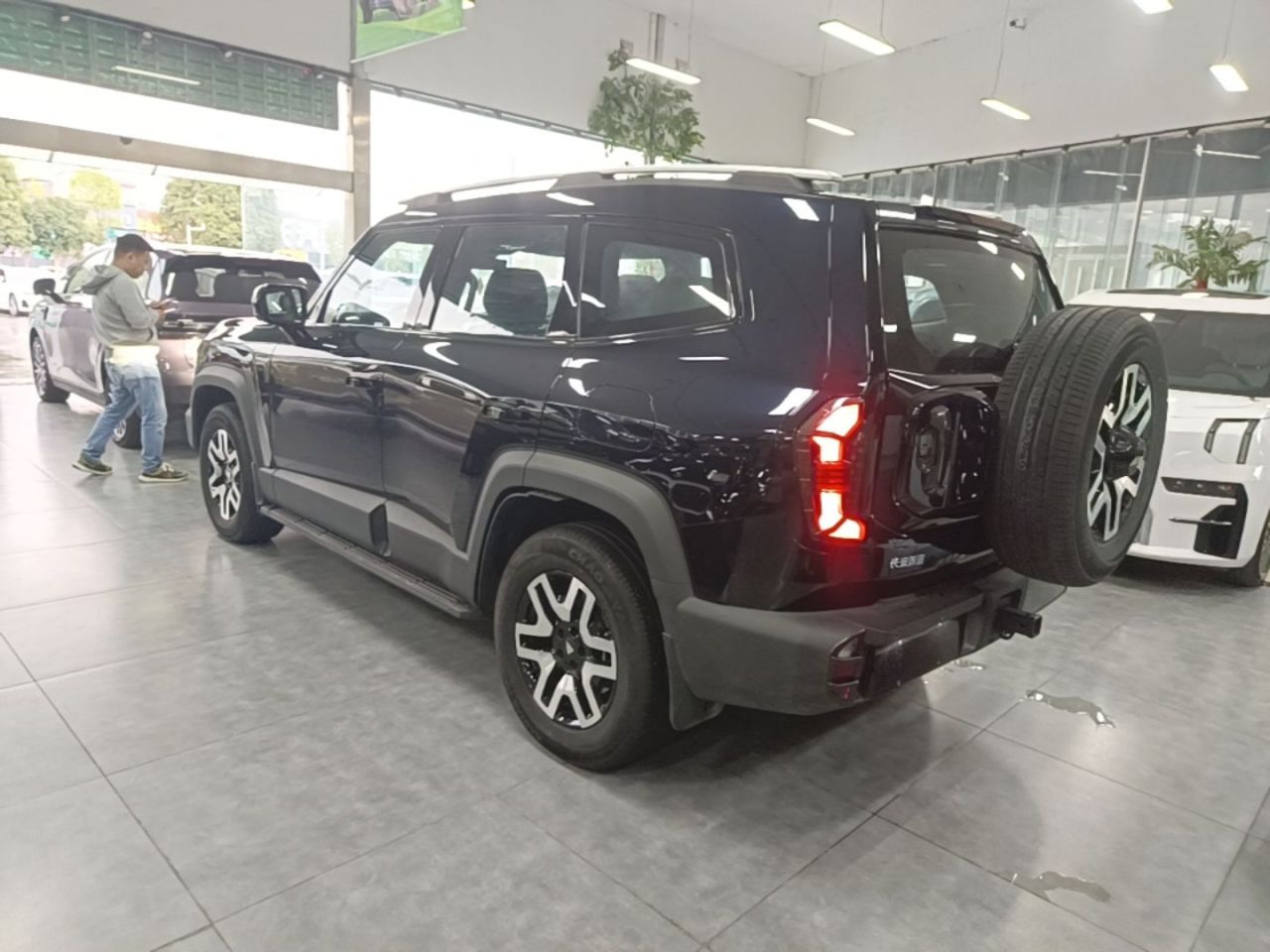 Deepal G318 2024 AWD Comfort photo 4
