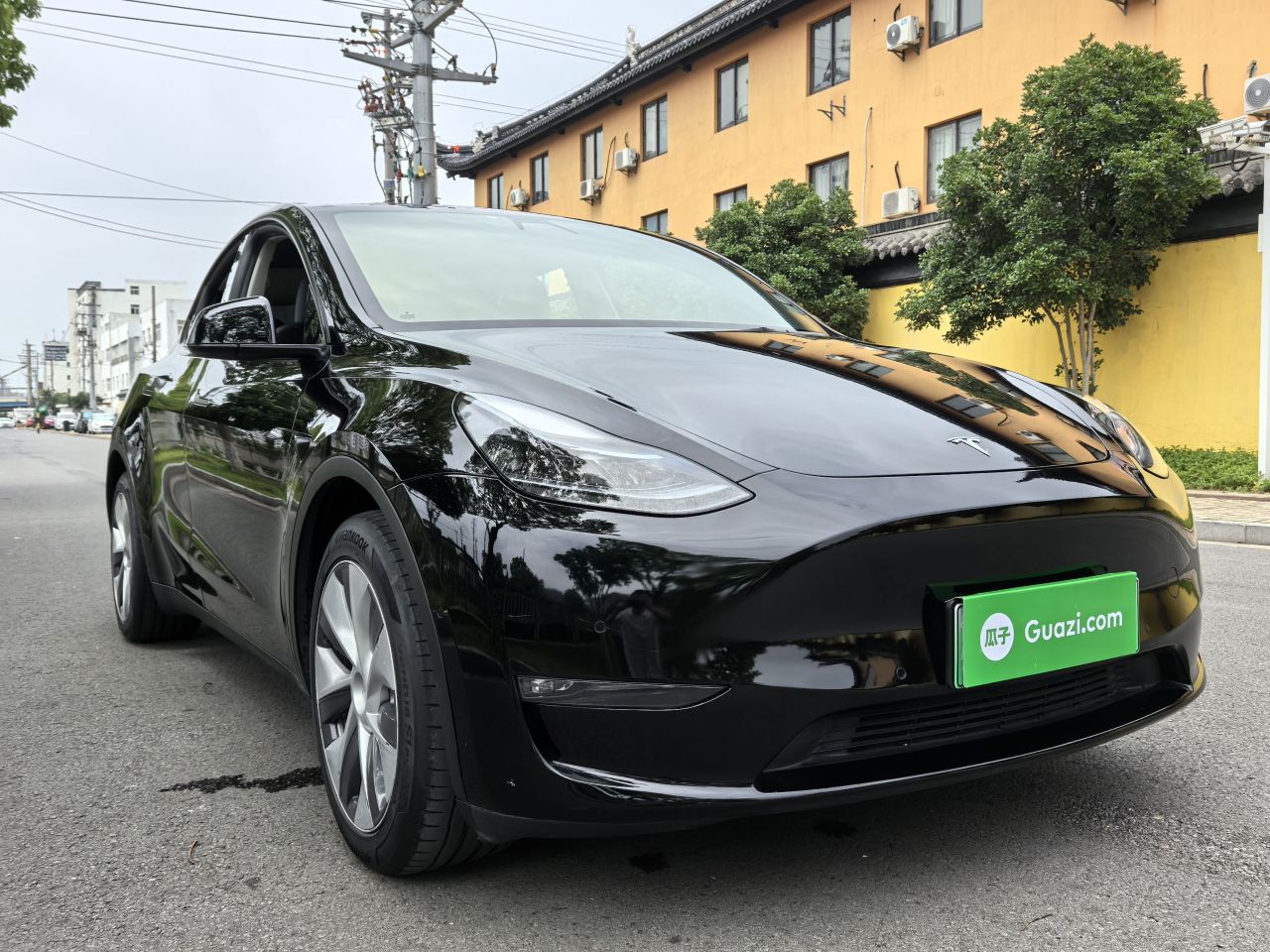 Model Y 2022 Long Range AWD photo 3