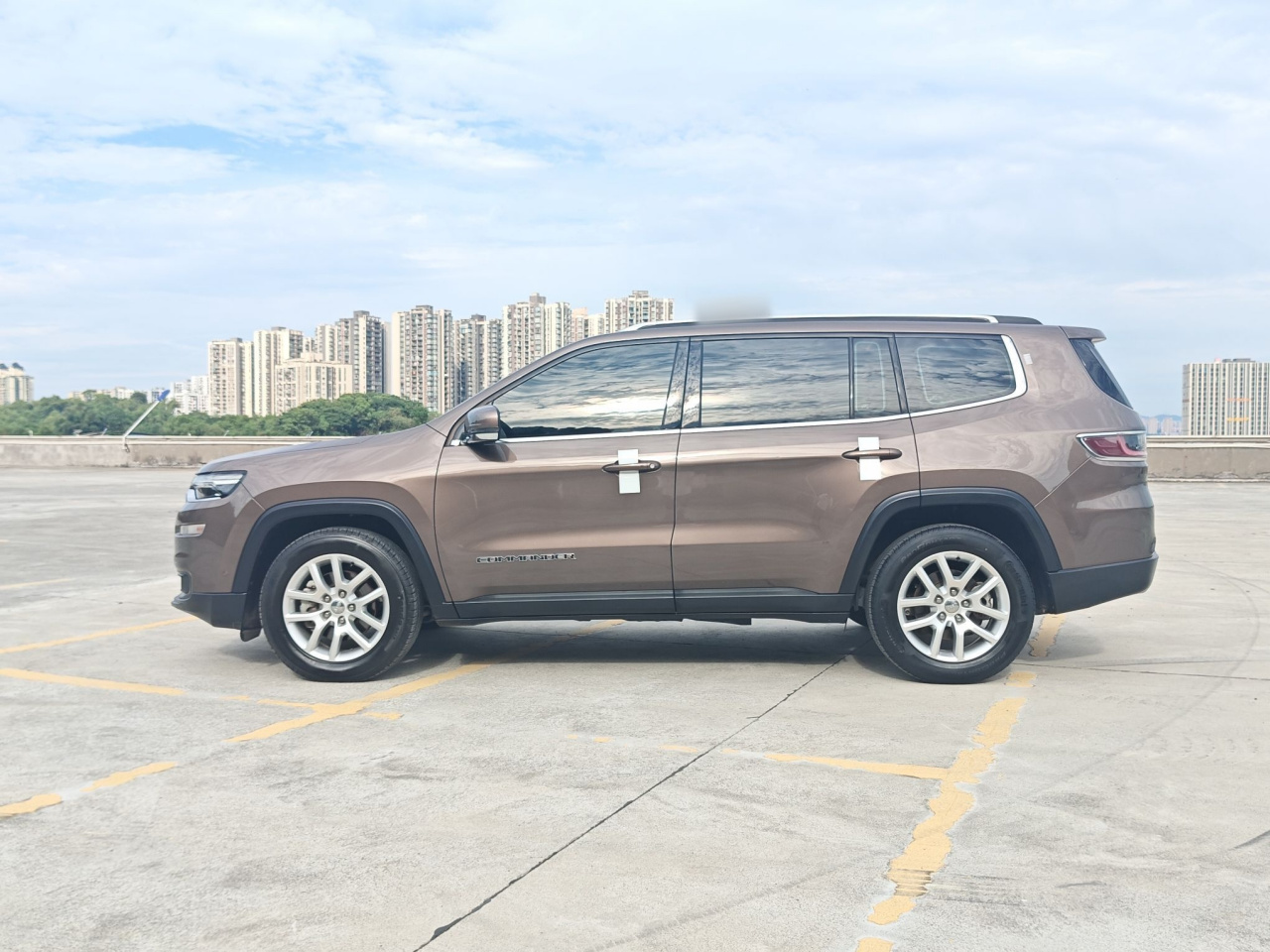 2018 2.0T RWD China V photo 4