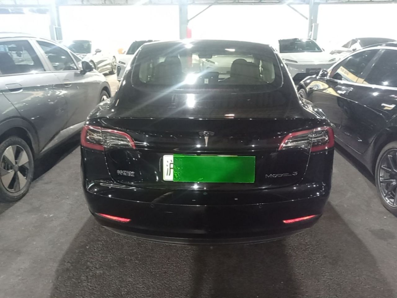 Model 3 2022 RWD photo 3