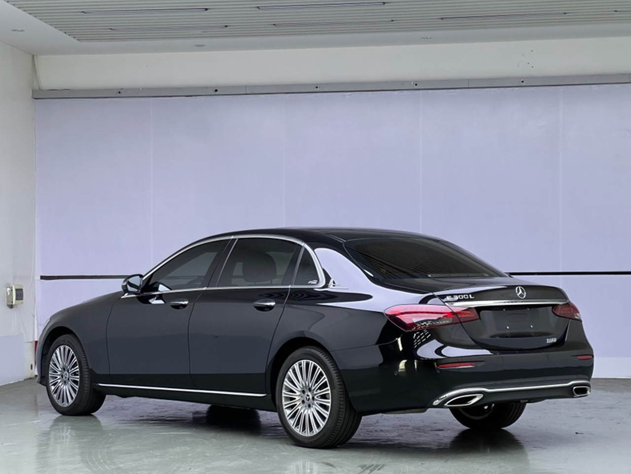 E-Class 2023 E 300 L Fashion photo 3