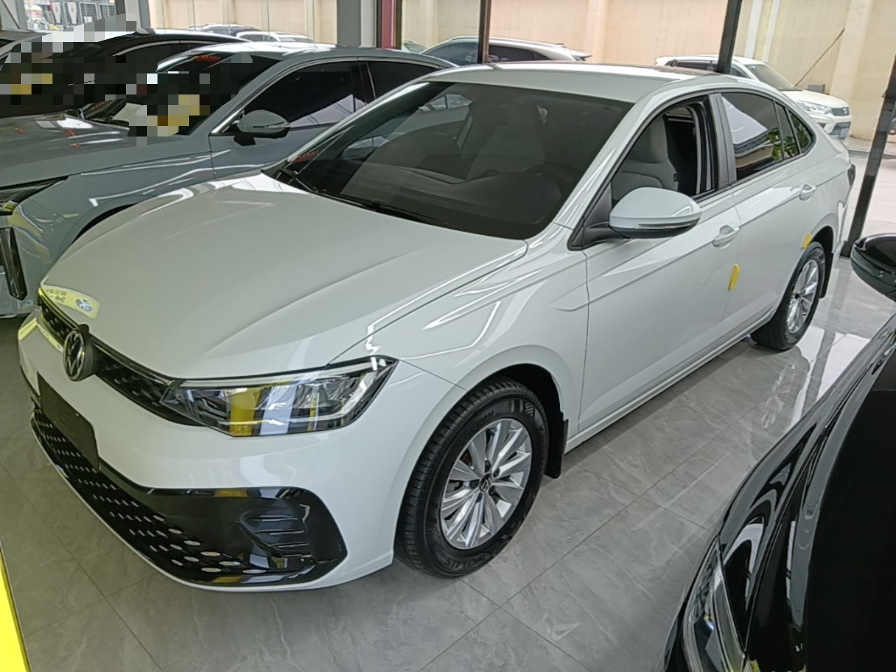 Lavida 2023 1.5L AT
