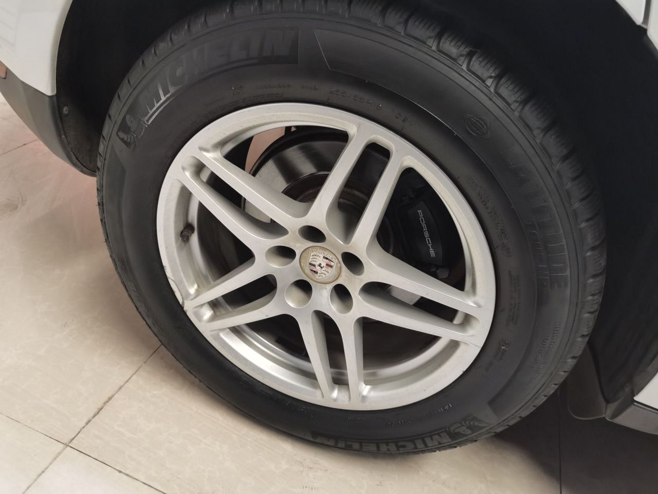 2016 Macan 2.0T photo 3