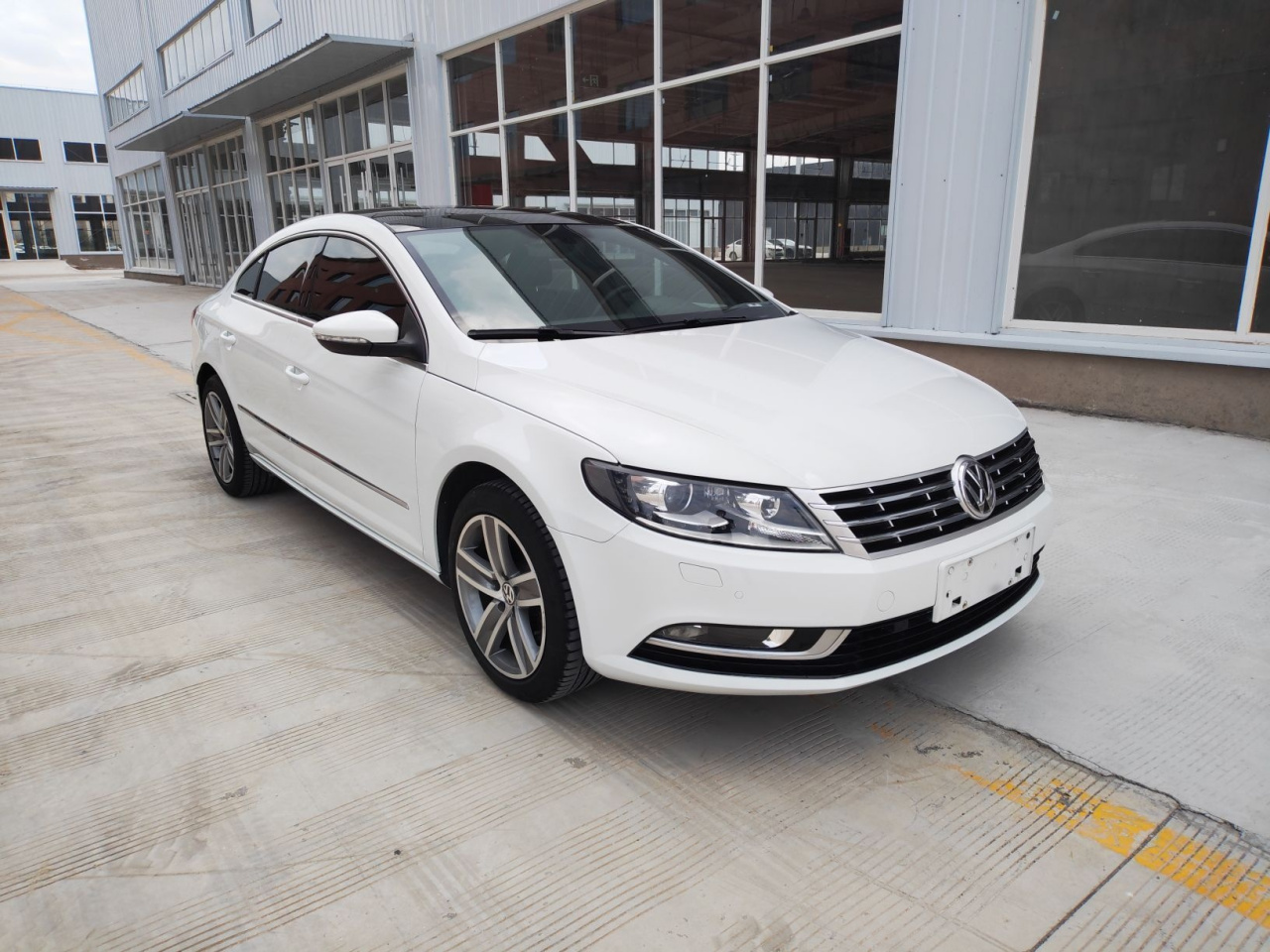 FAW-Volkswagen CC 2018 1.8TSI Premium photo 5
