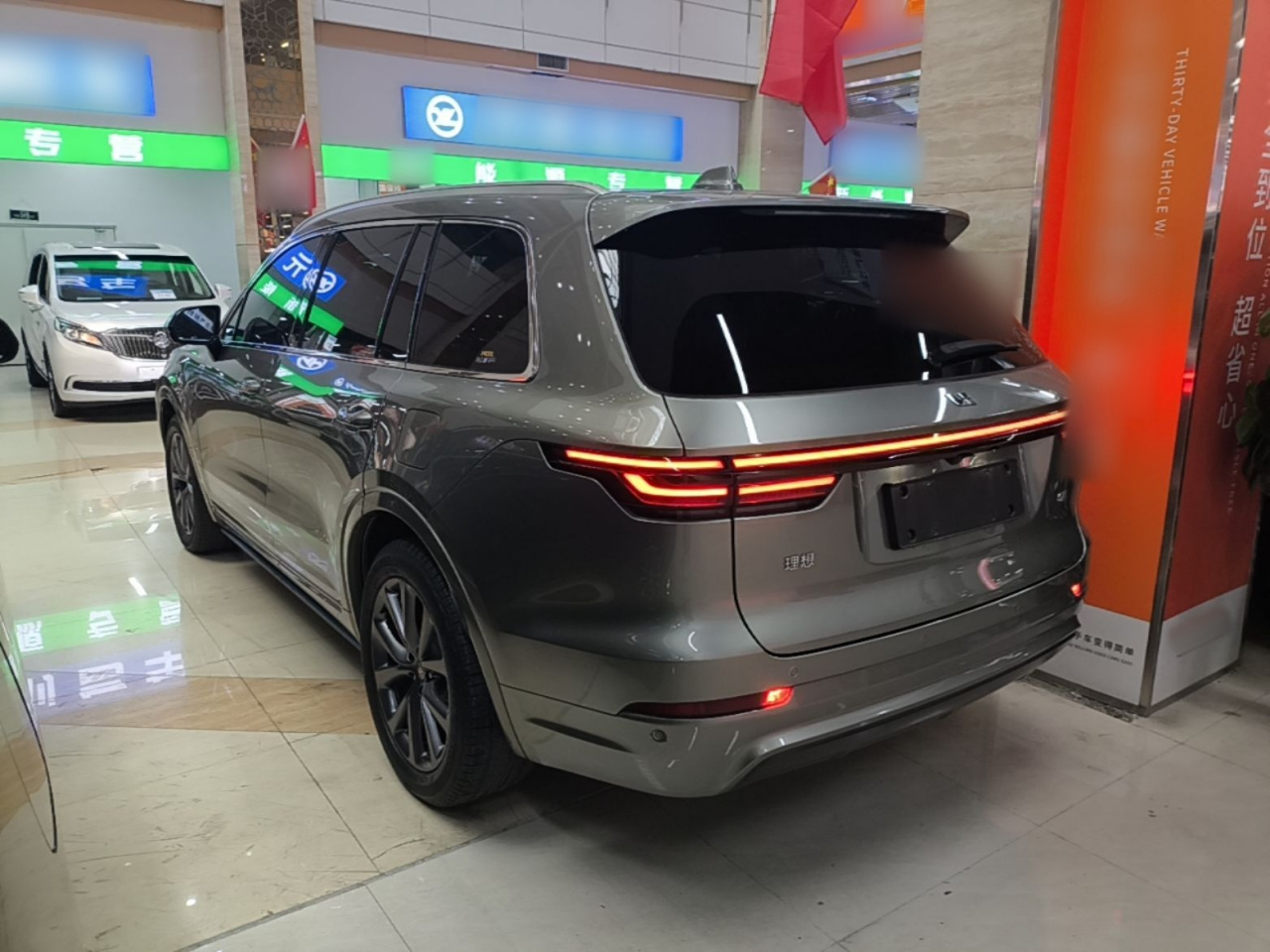 Li Auto ONE 2020 EREV 6-Seater photo 4