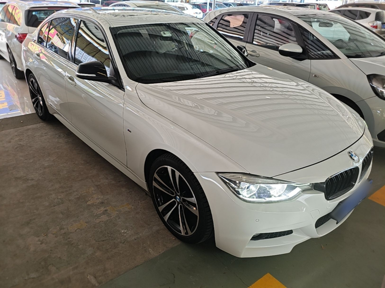3 Series 2019 320Li M Luxury photo 3