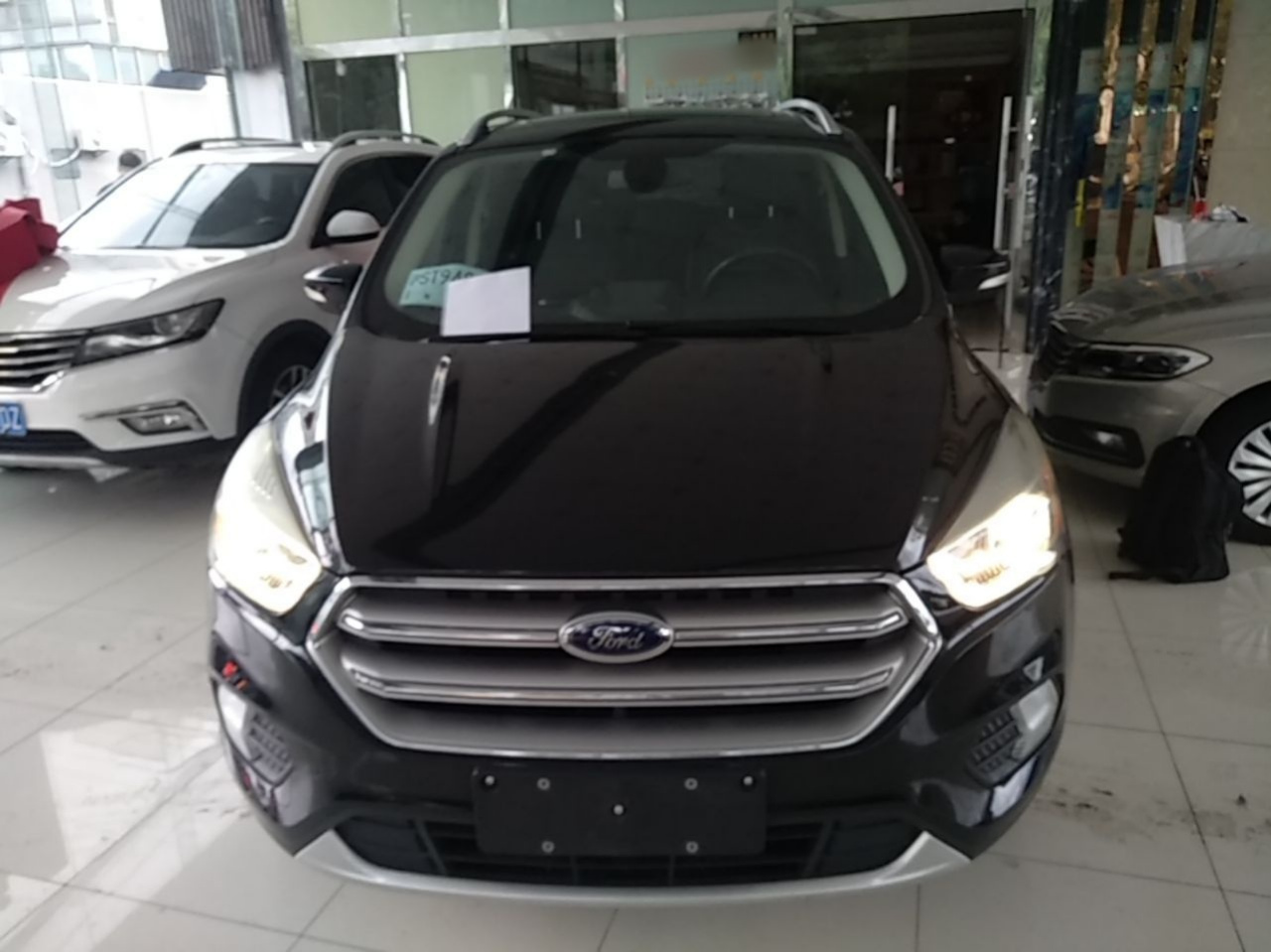 Kuga 2017 EcoBoost 180 AWD photo 2