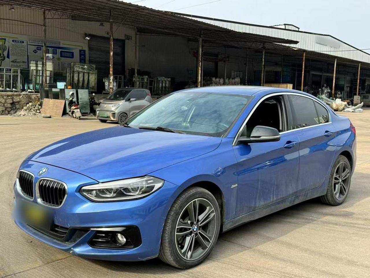 1 Series 2017 118i Sport