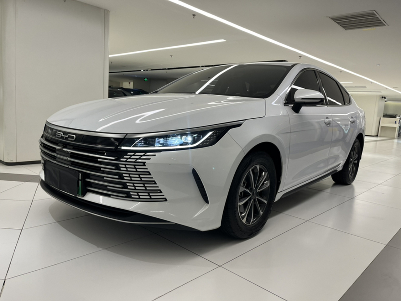 Destroyer 05 2024 Honor DM-i 55KM Luxury