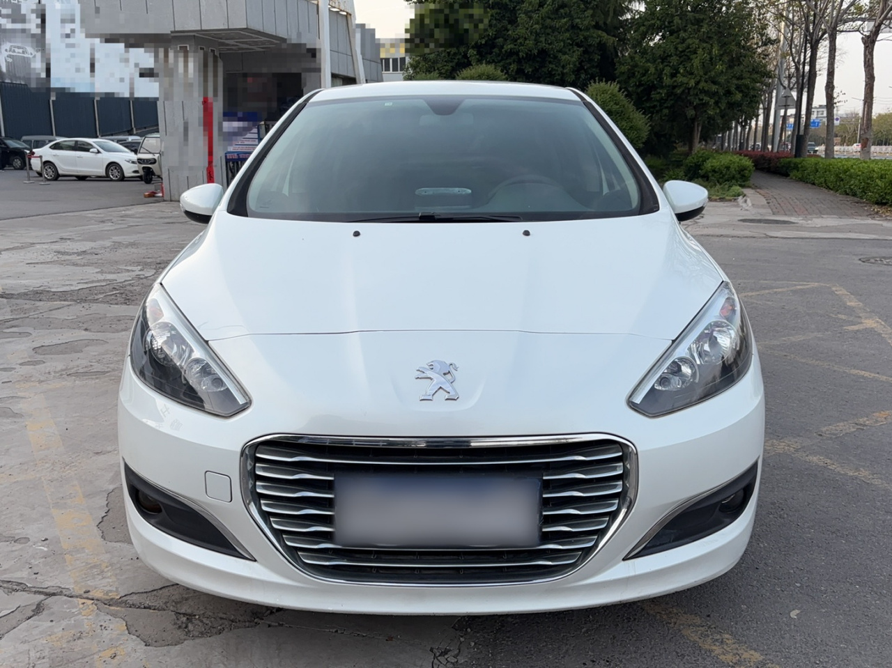 308 2014 Classic 1.6L MT photo 2