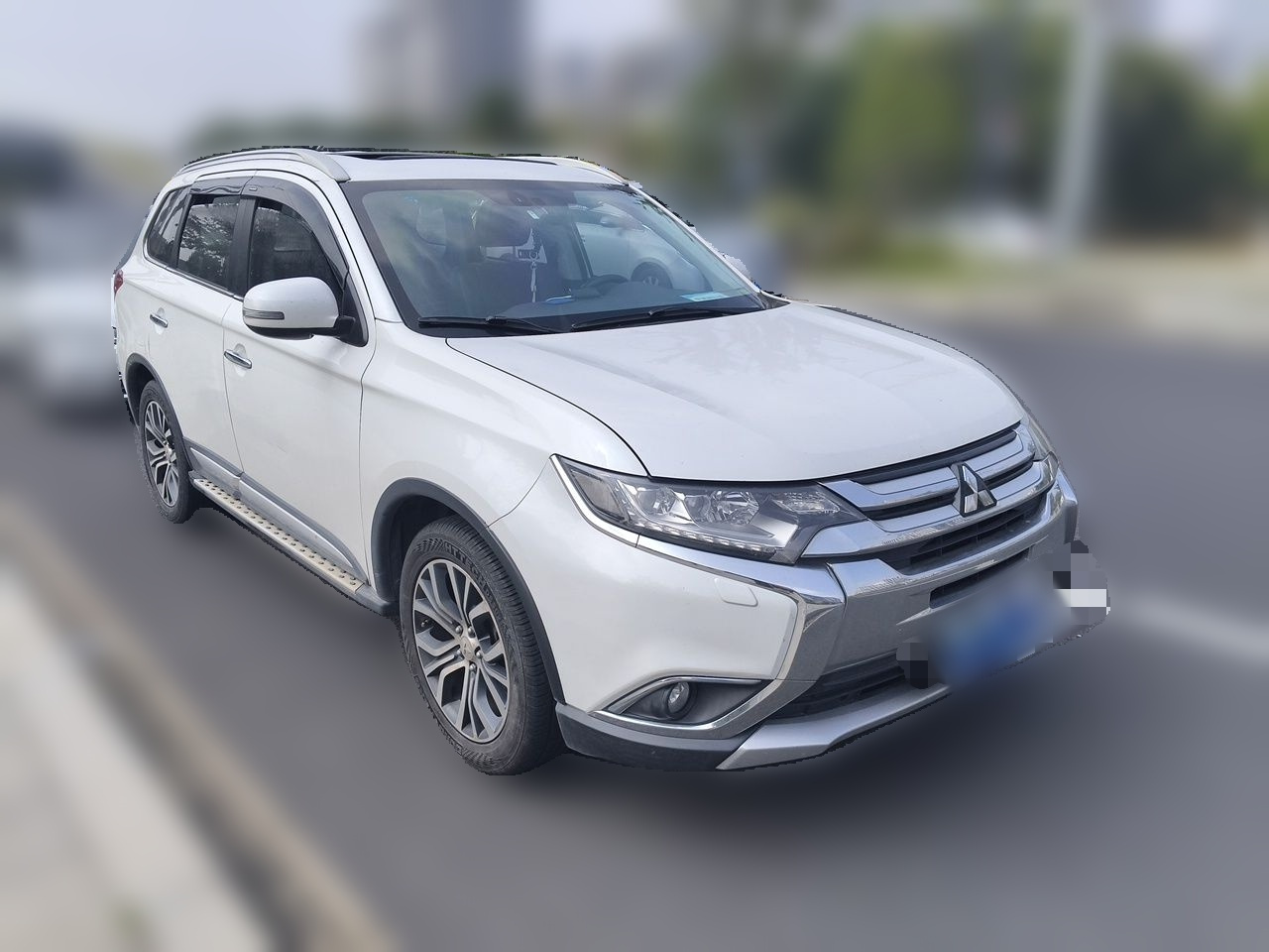 Outlander 2016 2.4L AWD Elite 5-Seater photo 3