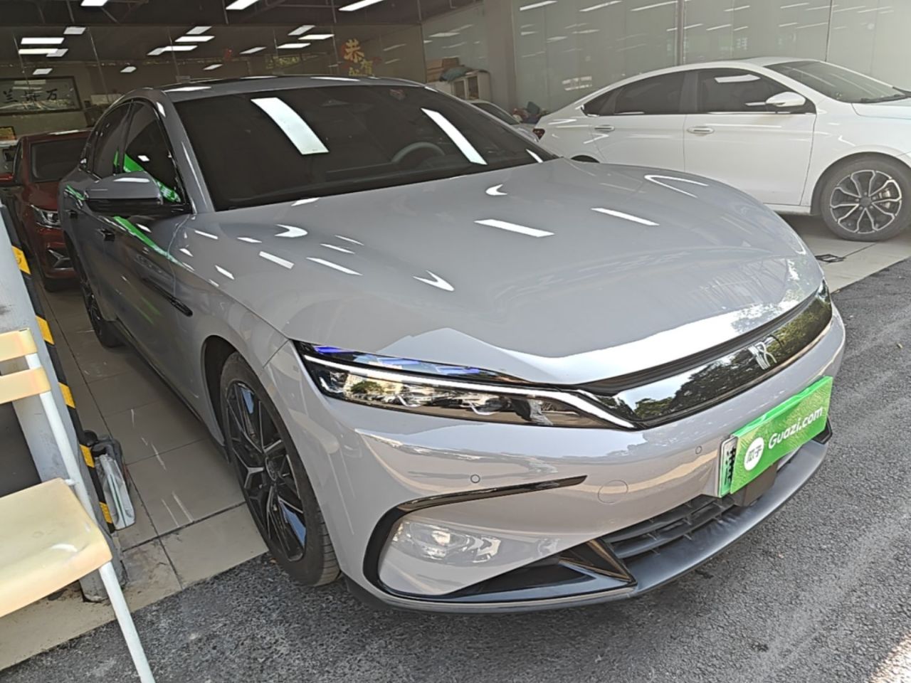 Han 2025 DM-i 125KM Premium photo 5
