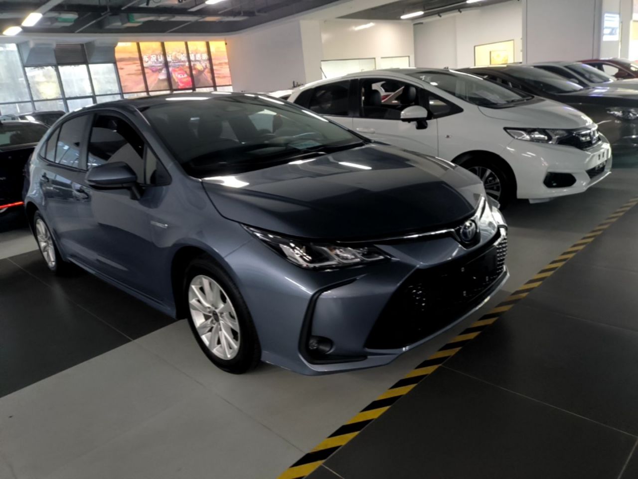 Corolla 2023 1.8L Smart Hybrid Elite photo 3