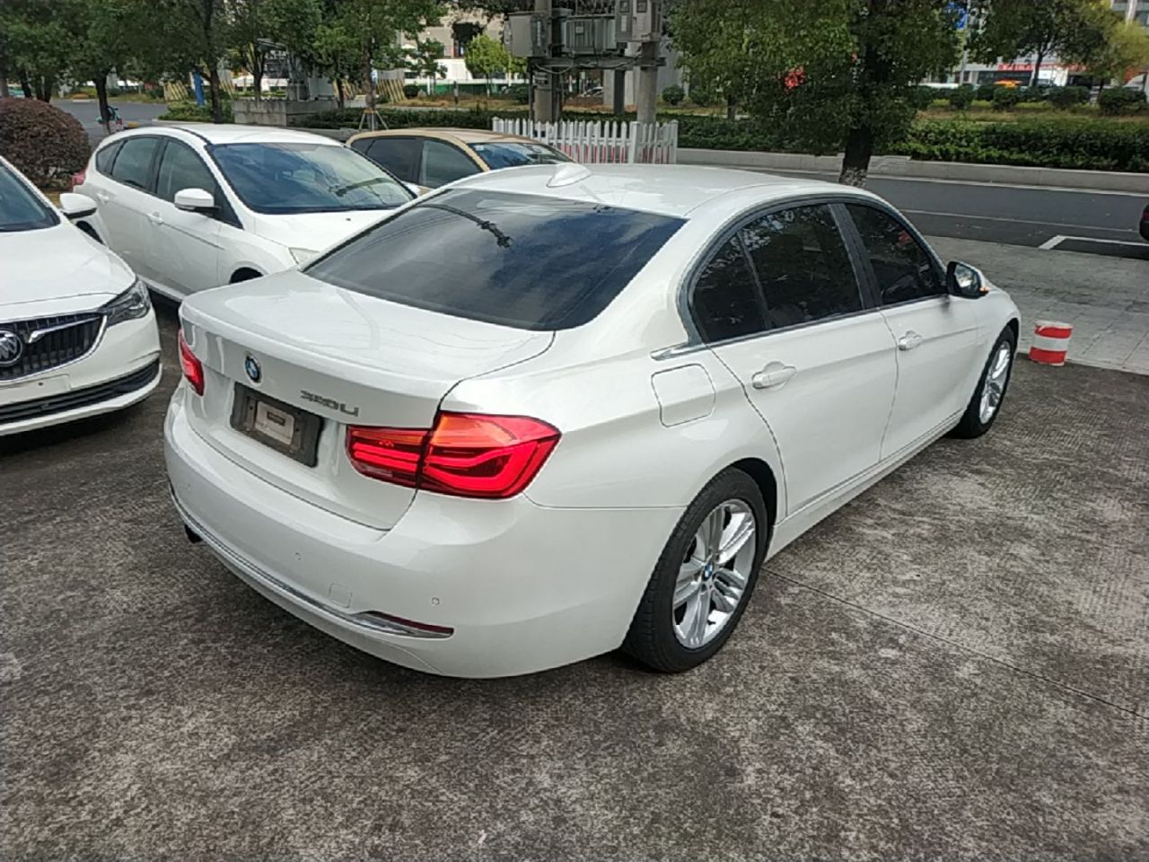 3 Series 2016 320Li Fashion photo 4