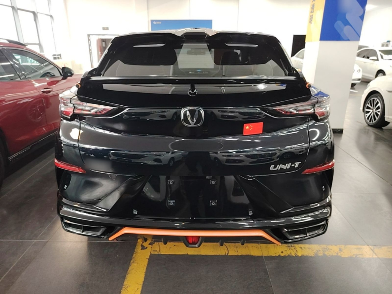 UNI-T 2022 1.5T Sport Flagship photo 5
