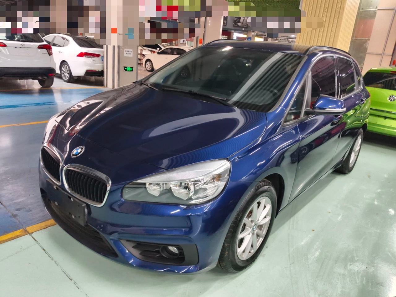 2 Series Wagon 2016 218i Fashion