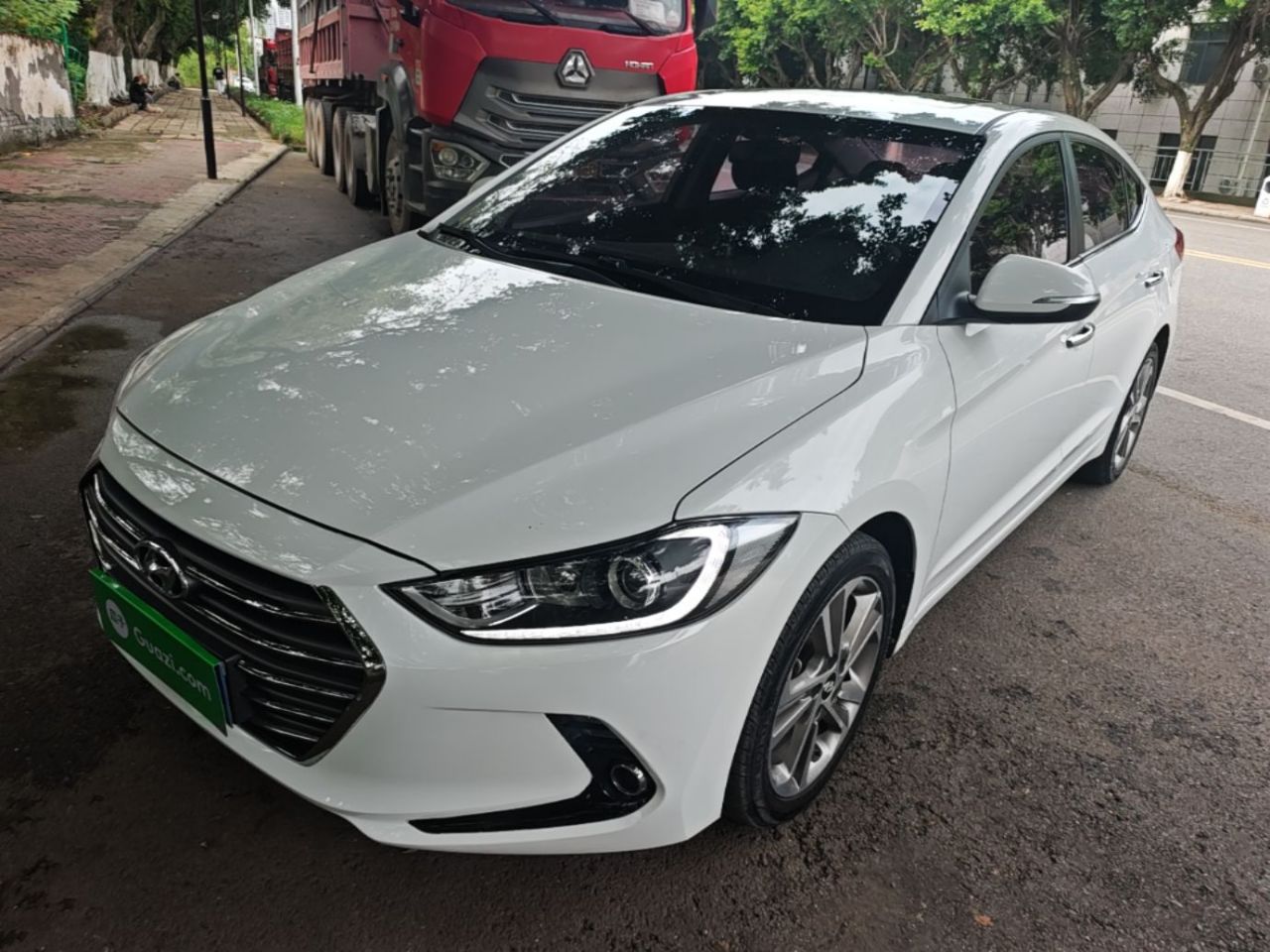Elantra 2016 1.6L AT Smart Elite