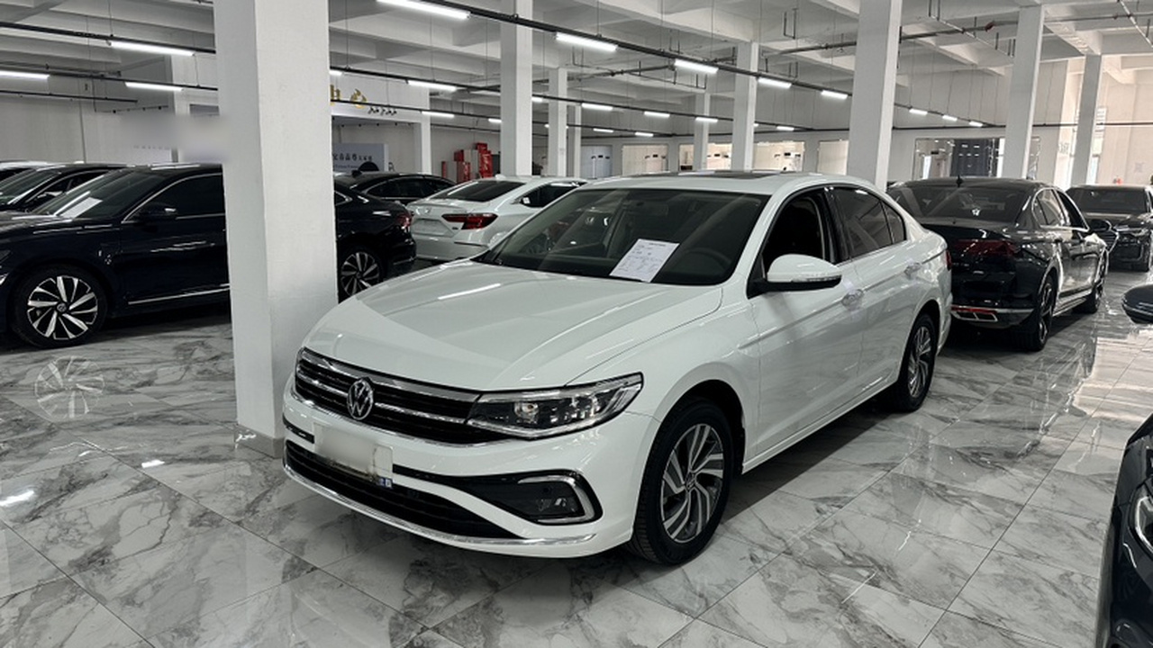 Bora 2023 200TSI DSG