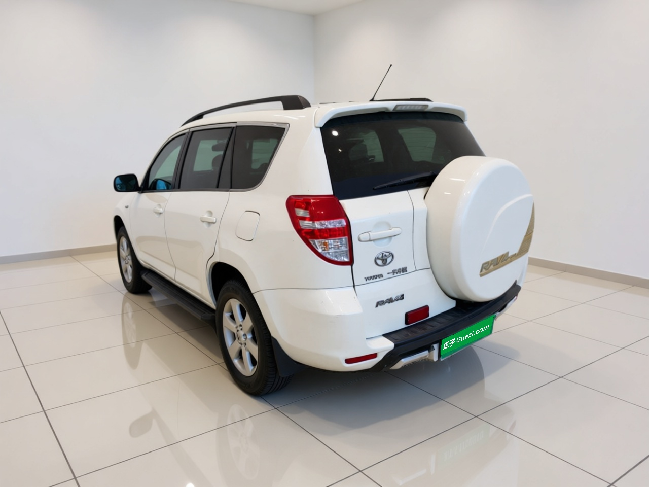 RAV4 2011 2.0L MT Classic photo 4