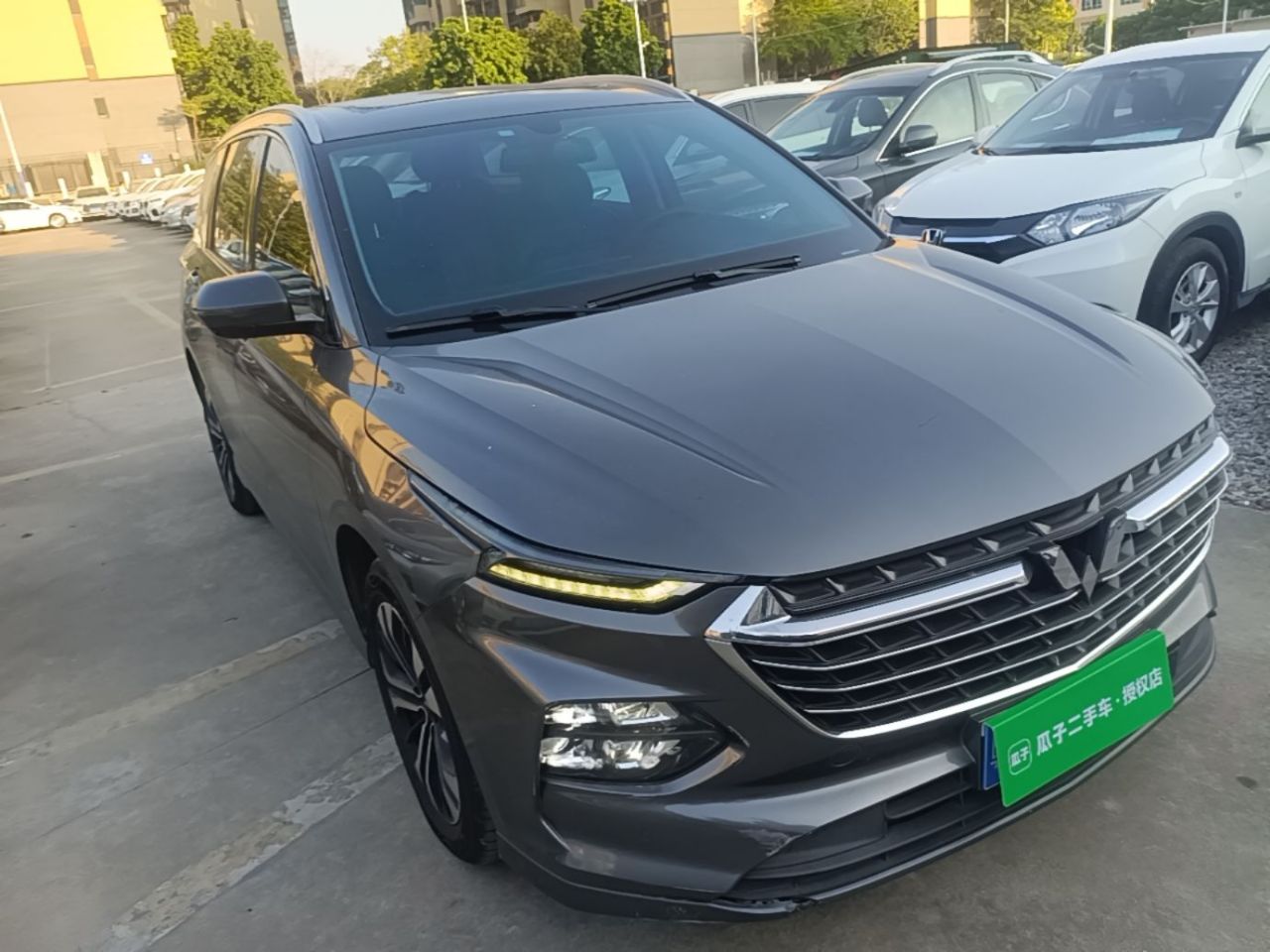 Wuling 2020 1.5T CVT Flagship photo 3