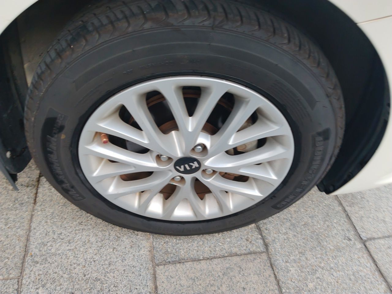 K2 2017 Sedan 1.4L AT GLS photo 5
