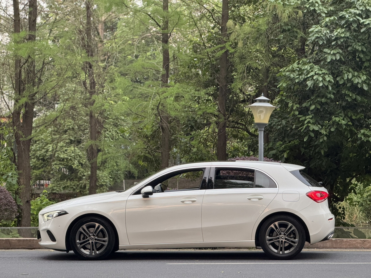 A-Class Imported 2019 A 200 Dynamic photo 4
