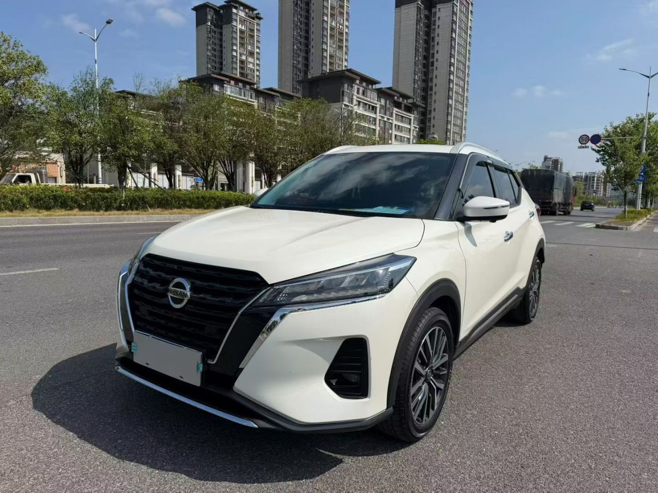 2022 1.5L CVT XV Luxury
