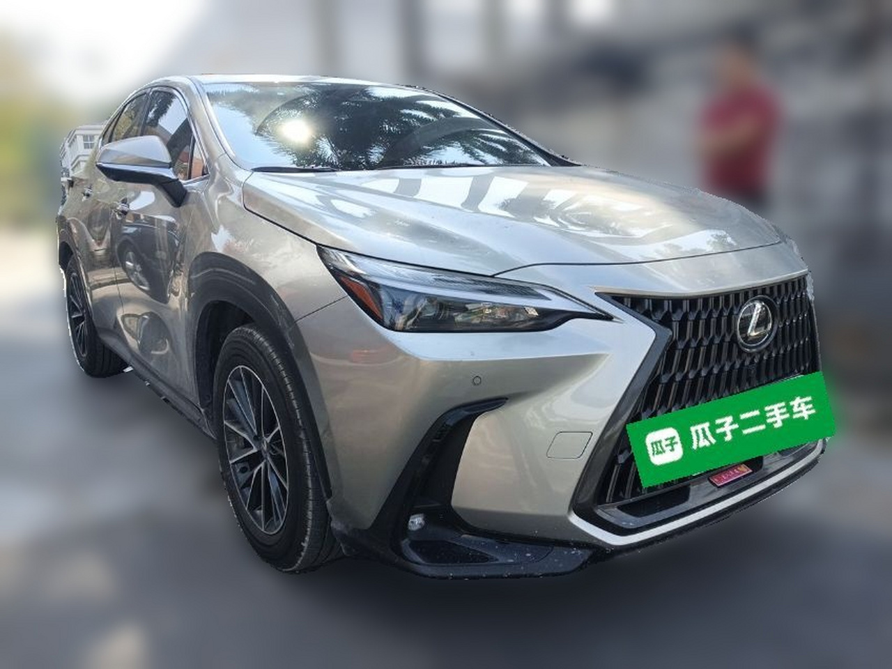 NX EV 2023 400h+ photo 3