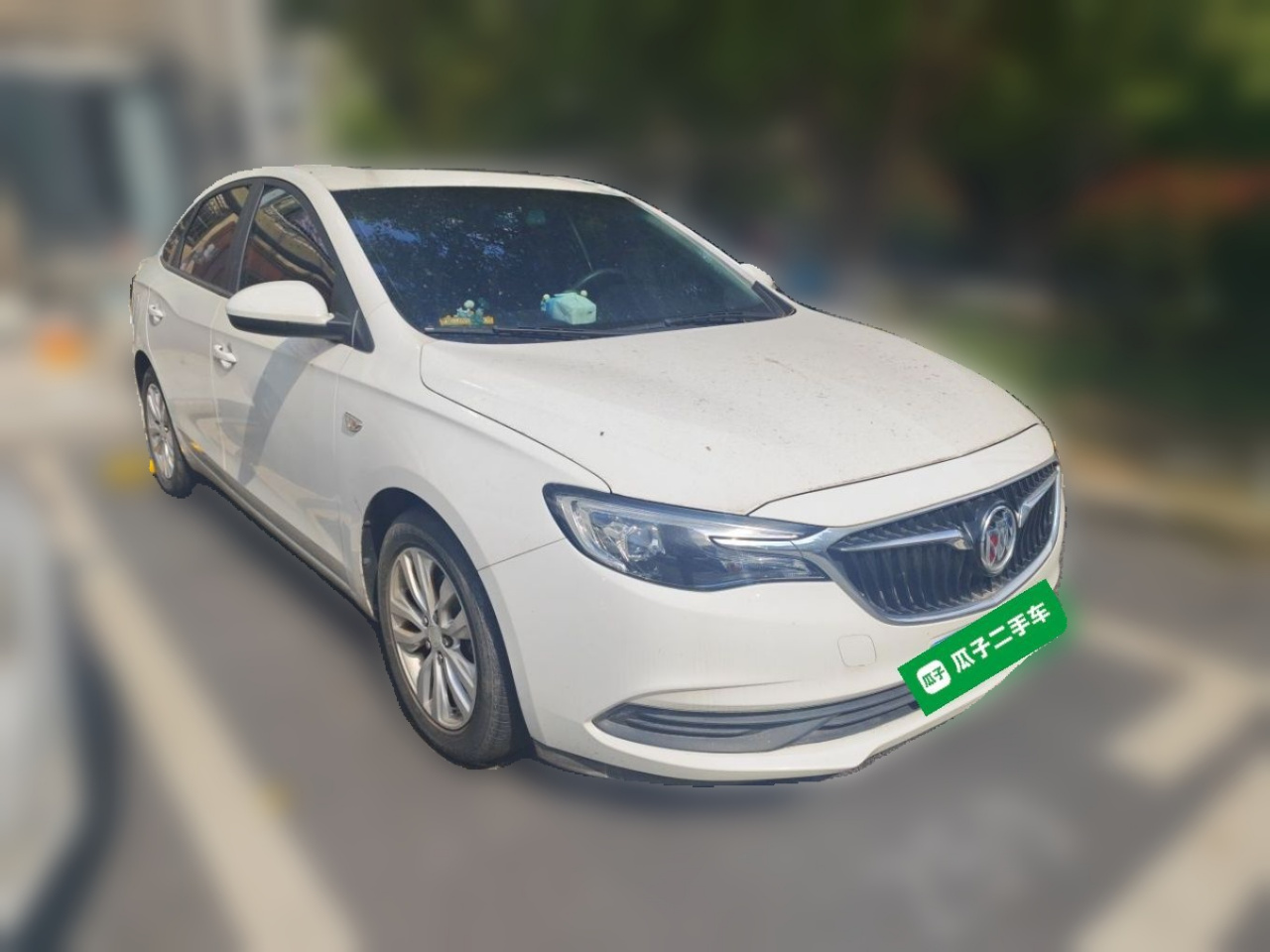 Excelle 2021 Facelift Classic 1.5L AT Elite photo 3