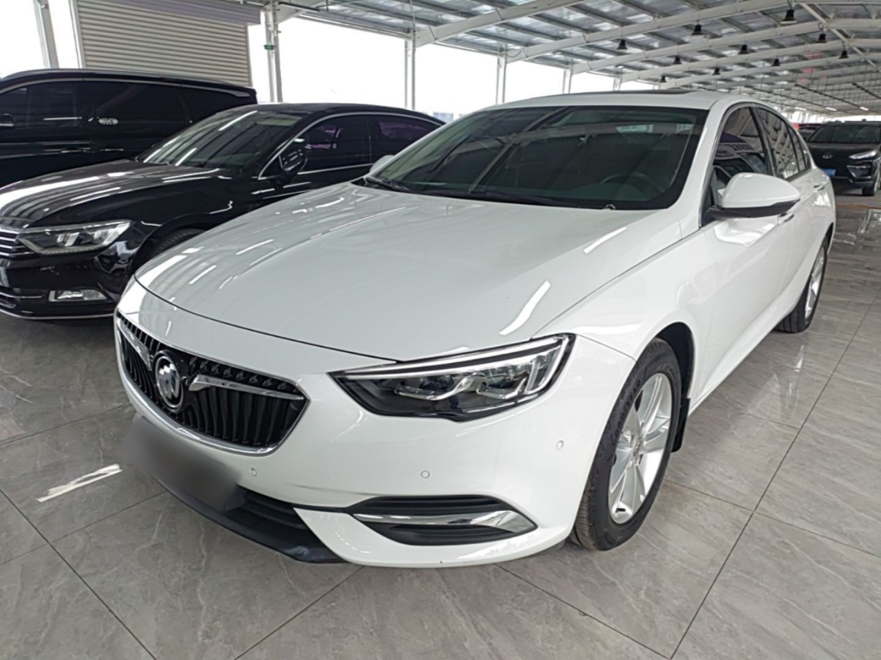 Regal 2019 Facelift 20T Luxury China VI