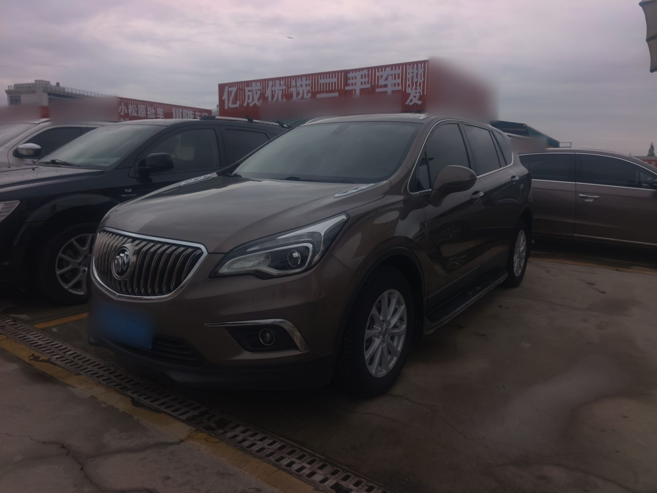 Envision 2017 20T RWD Luxury photo 2