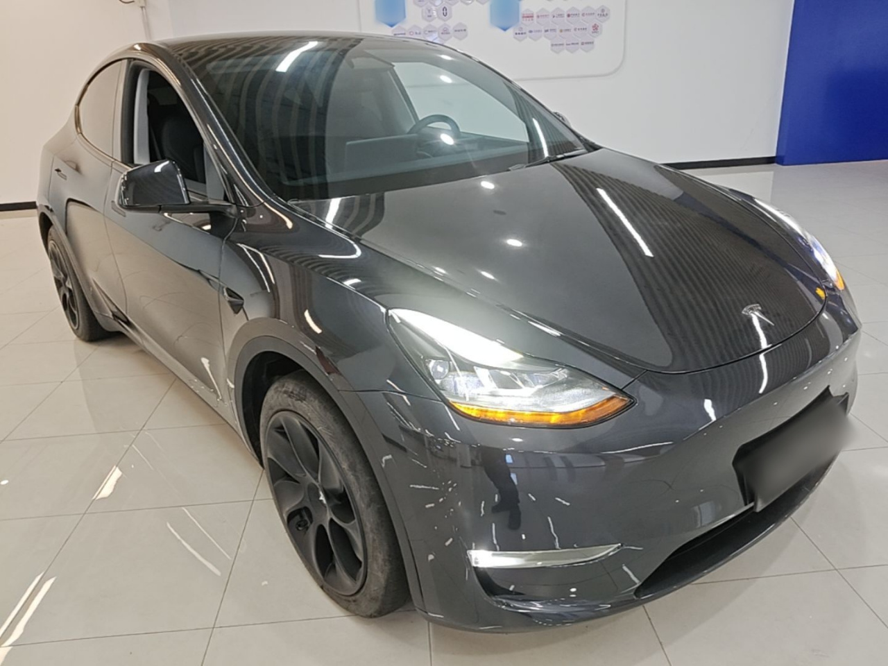 Model Y 2024 RWD photo 3