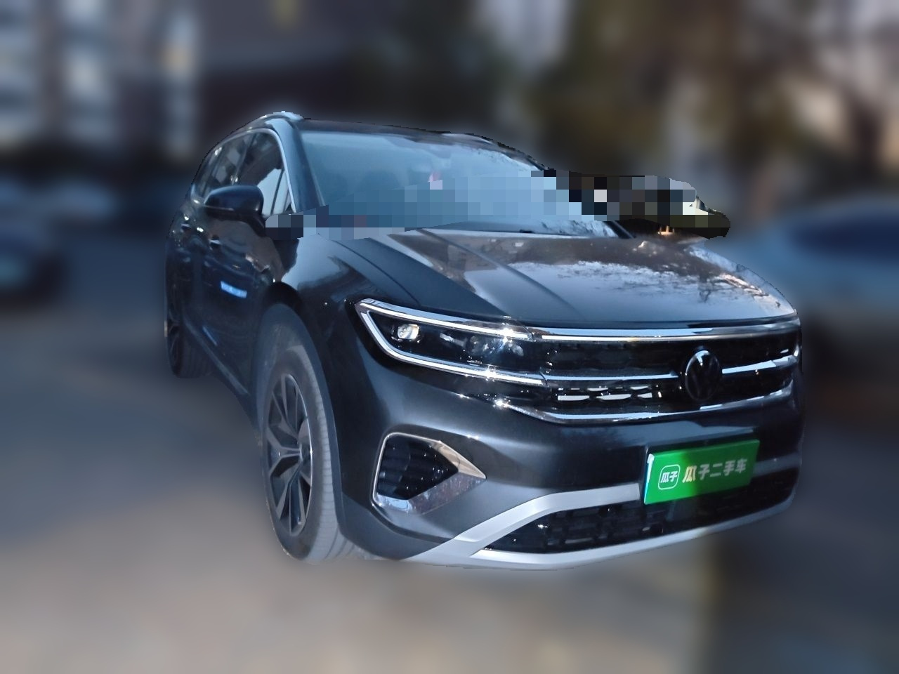 2025 530TSI AWD Flagship Pro 6-Seater photo 3