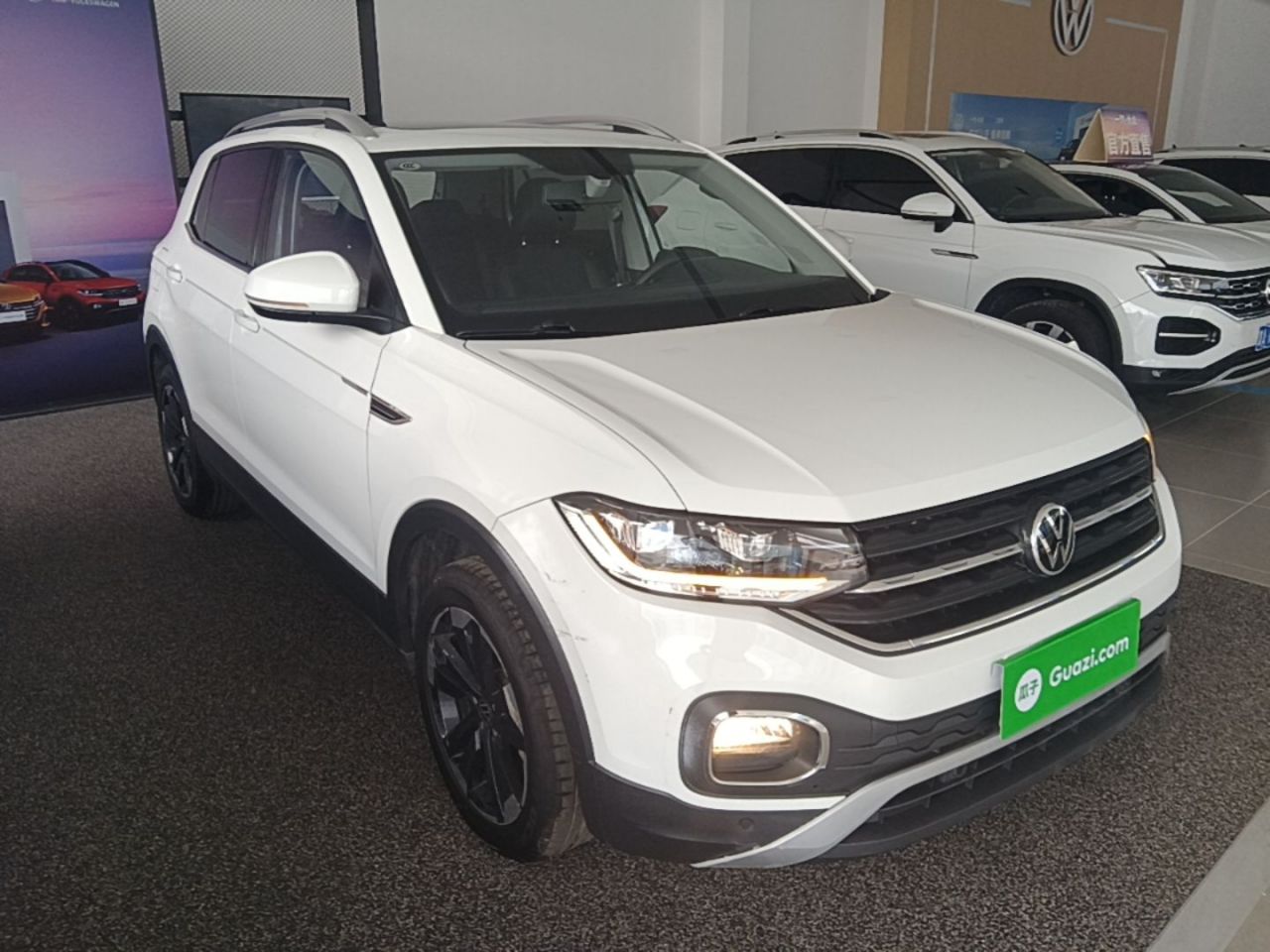 2023 200TSI DSG Connected photo 3
