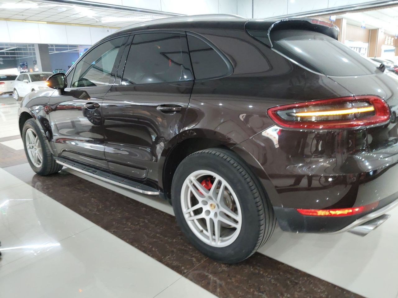 2014 Macan 2.0T photo 4