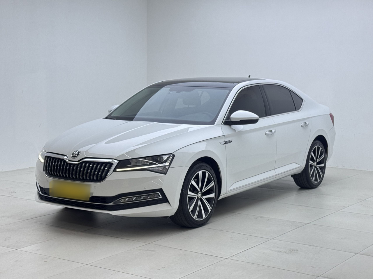 Superb 2024 TSI280 DSG Exclusive