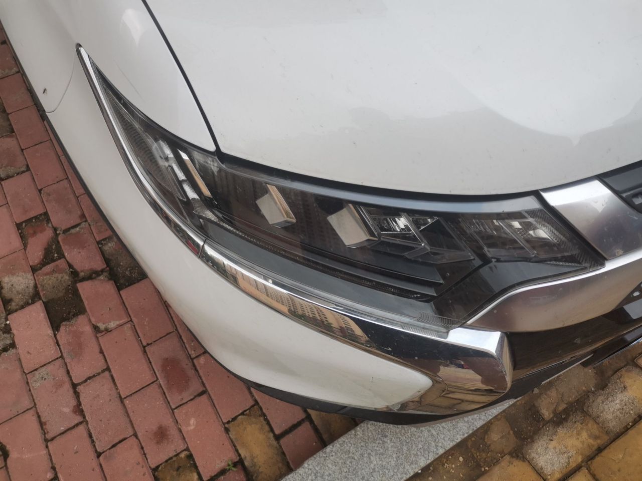 Outlander 2019 2.4L AWD Enjoy 5-Seater China VI photo 4