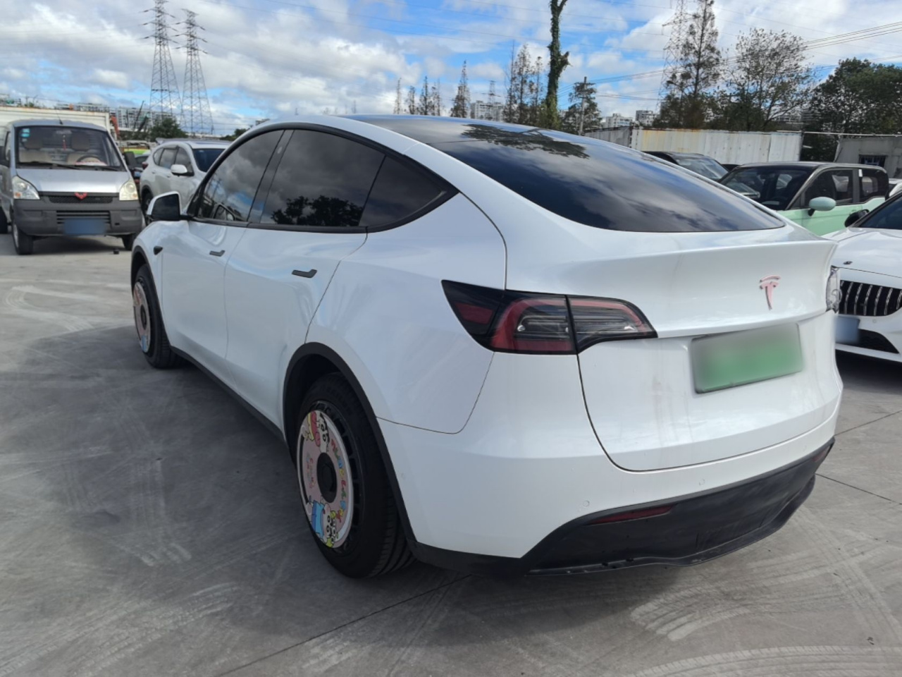 Model Y 2022 Facelift RWD photo 4