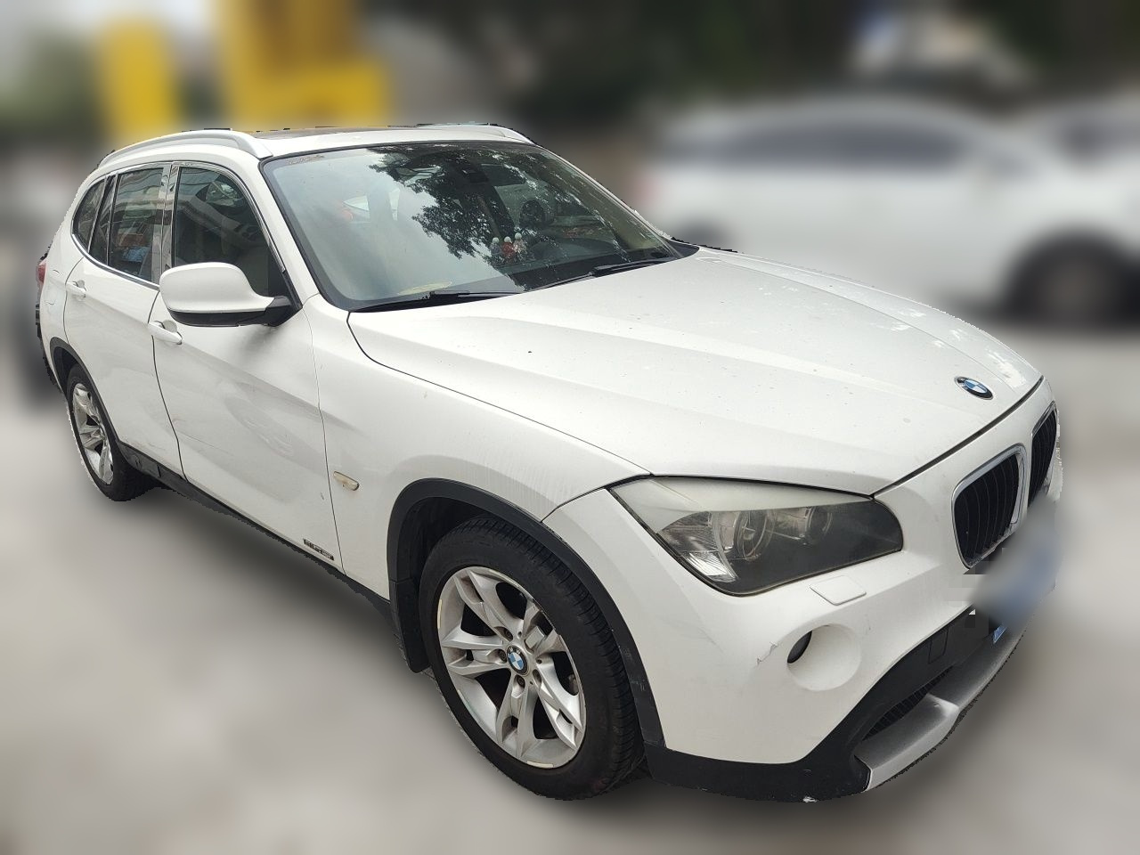X1 Imported 2012 sDrive18i Luxury photo 3