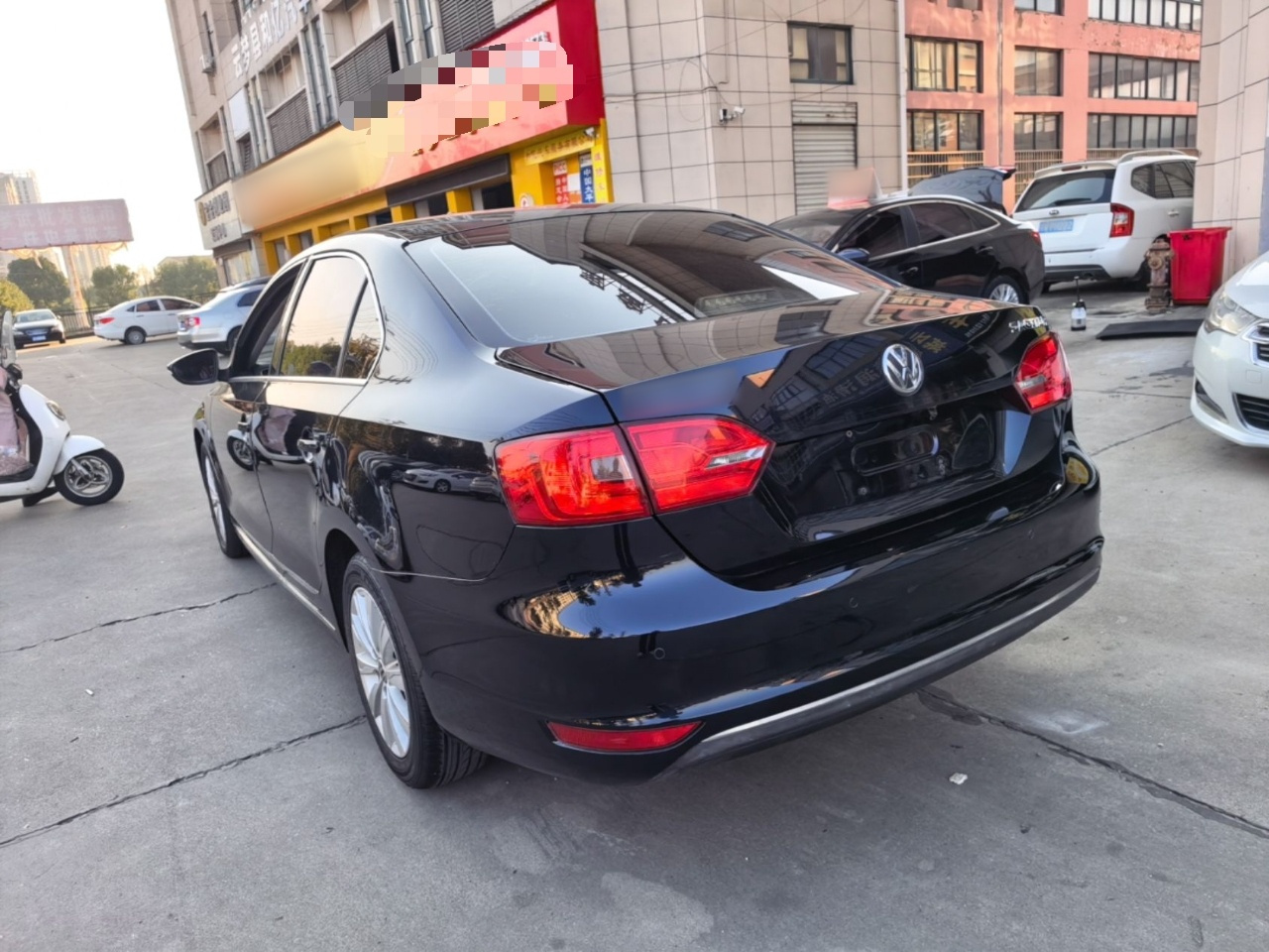Sagitar 2014 Facelift 1.6L AT Leading photo 4