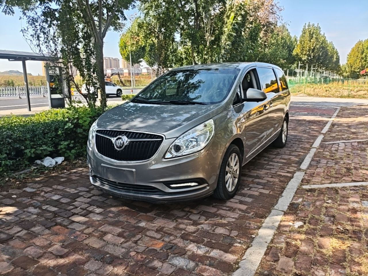 GL8 2018 28T Premium China VI