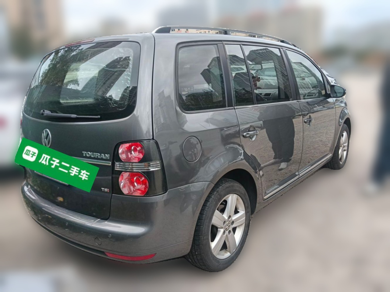 2015 1.4T MT Comfort 5-Seater photo 4