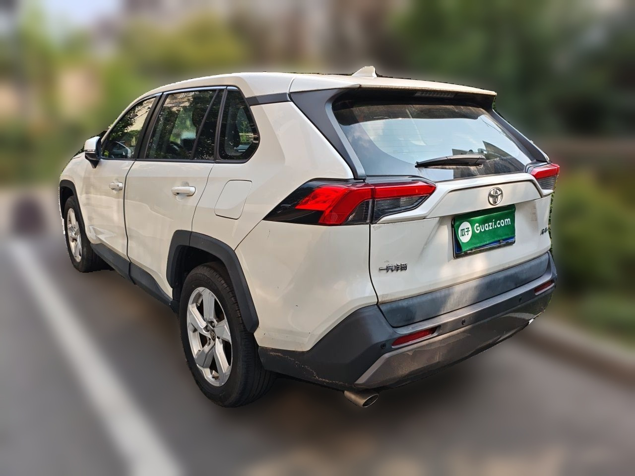 RAV4 2020 2.0L CVT RWD photo 4