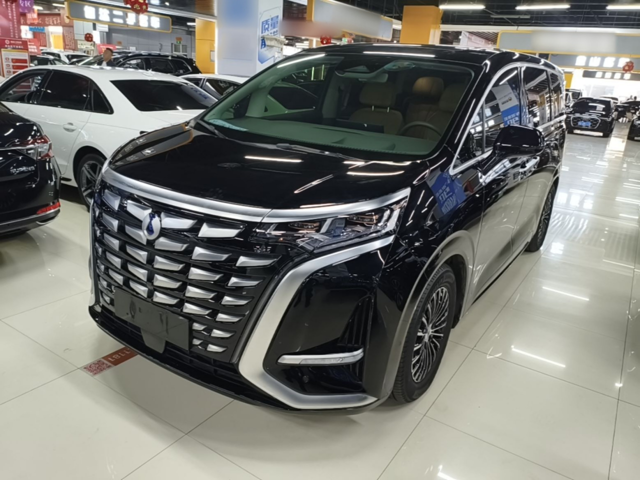 D9 2022 DM-i 970 AWD Flagship