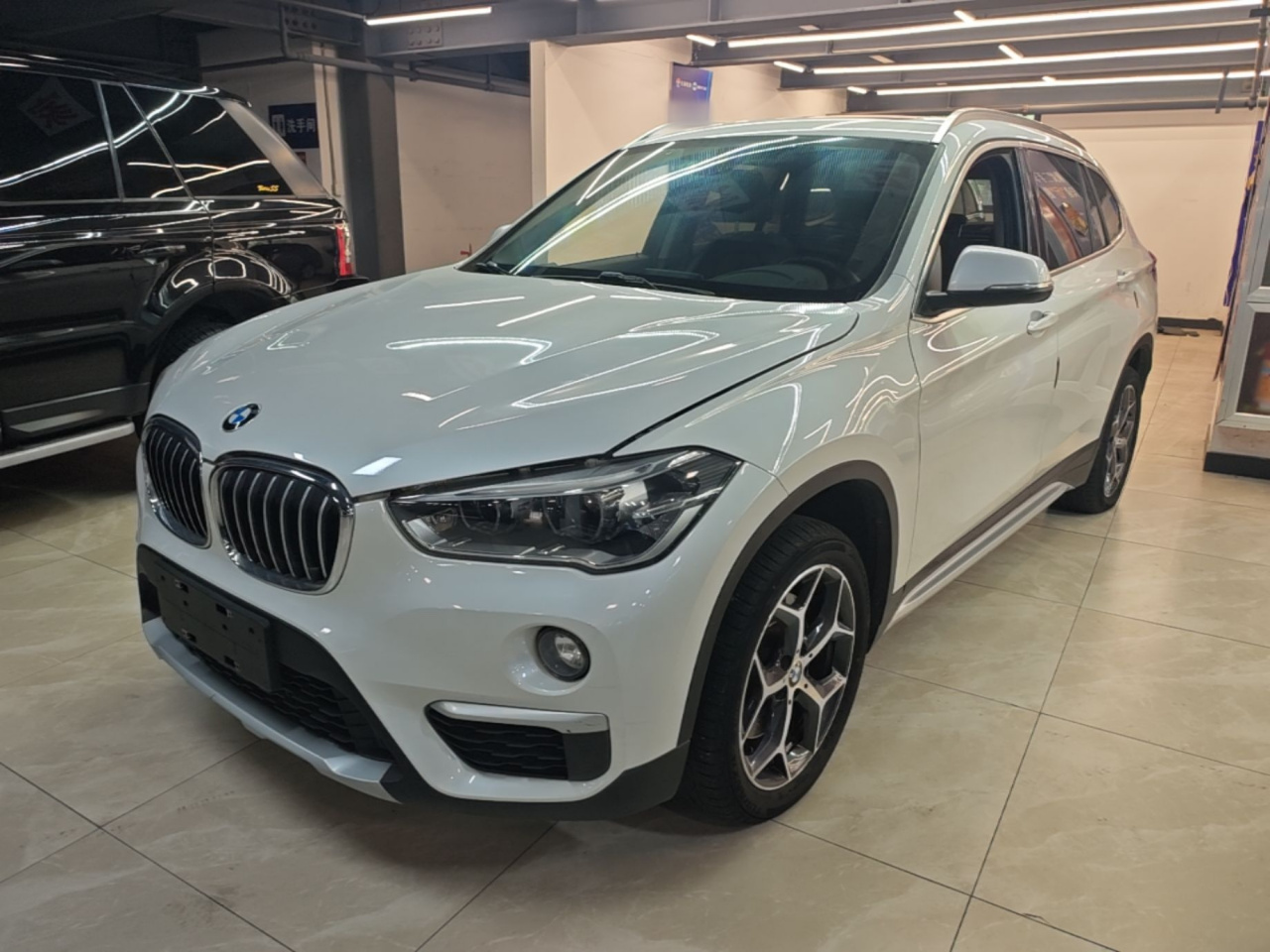 X1 2019 xDrive20Li Exclusive