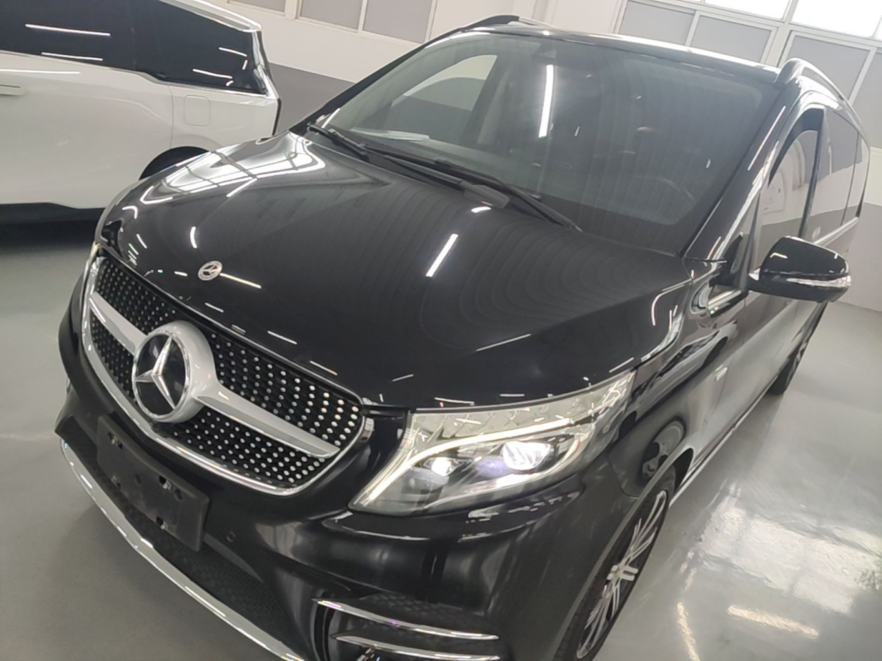 V-Class 2021 V 260 L Long Wheelbase Luxury