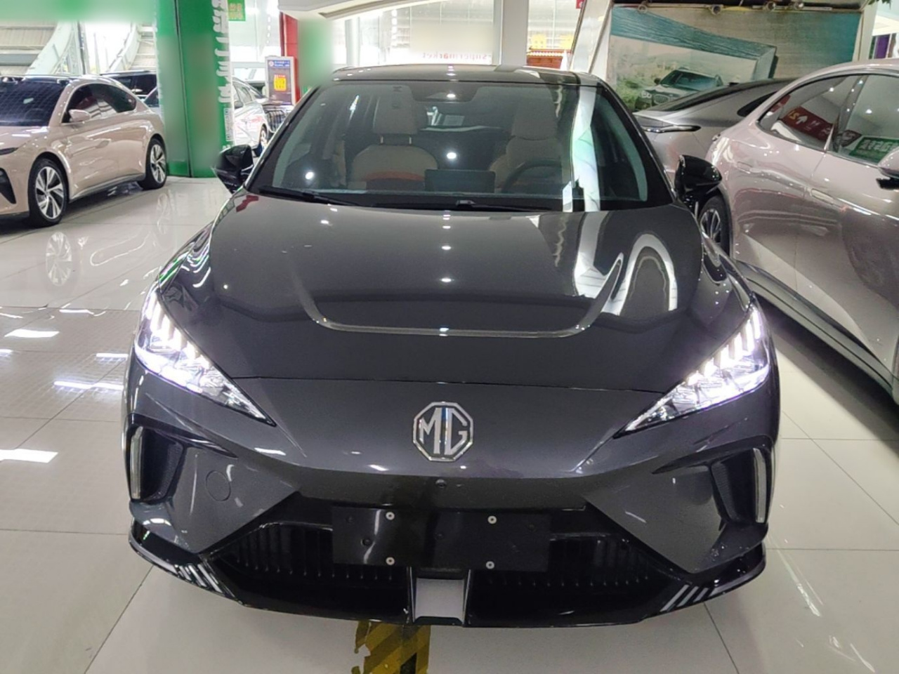 MG4 EV 2022 520km Flagship photo 2